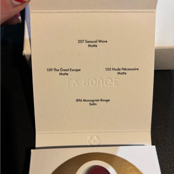 Louis Vuitton Rouge Lipstick Sample Set - Picture 3 of 15